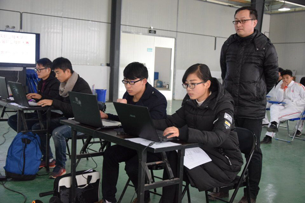 亚洲AV午夜成人片精品网站